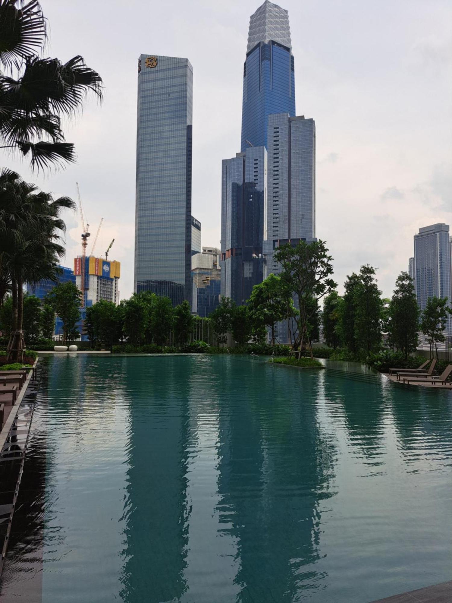 Agile Bukit Bintang Family Trx Kl * Kuala Lumpur